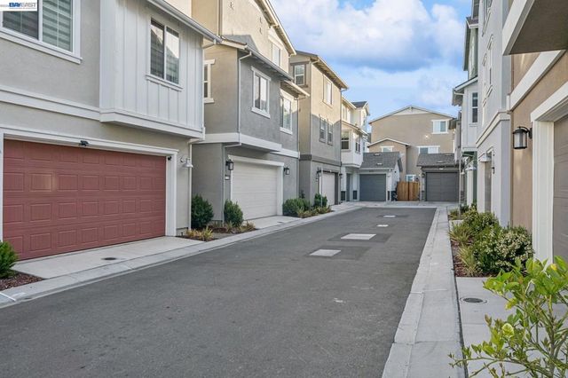 37231 Sand Bar Place, Newark, CA 94560