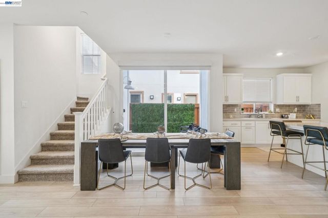 37231 Sand Bar Place, Newark, CA 94560