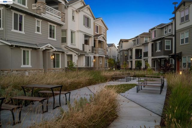 37231 Sand Bar Place, Newark, CA 94560