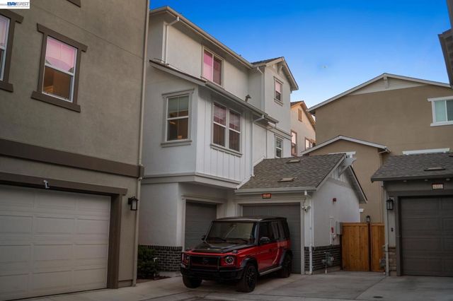 37231 Sand Bar Place, Newark, CA 94560