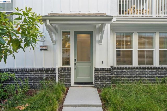 37231 Sand Bar Place, Newark, CA 94560