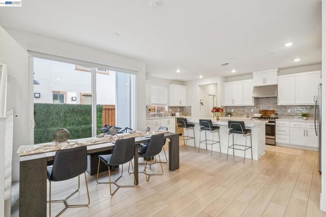 37231 Sand Bar Place, Newark, CA 94560