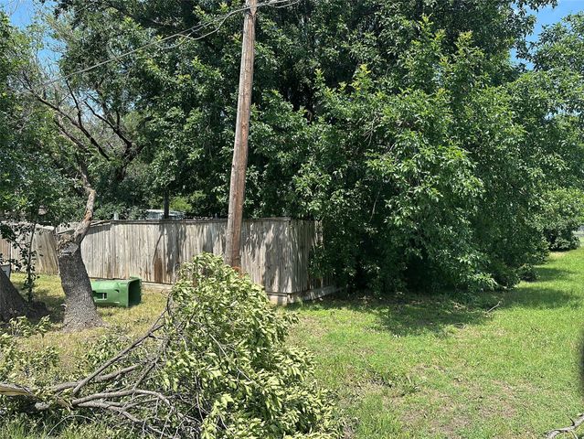 7420 Elm Street, The Colony, TX 75056