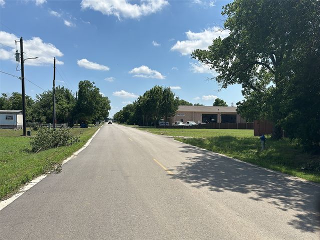 7420 Elm Street, The Colony, TX 75056