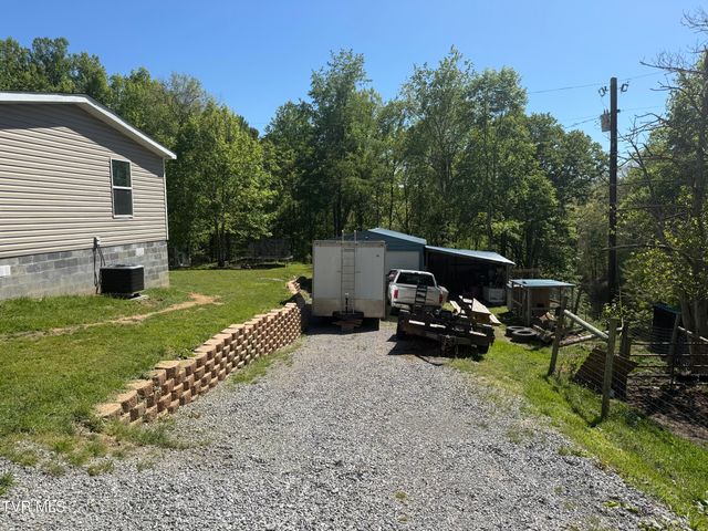 12432 Crab Orchard Road, Coeburn, VA 24230