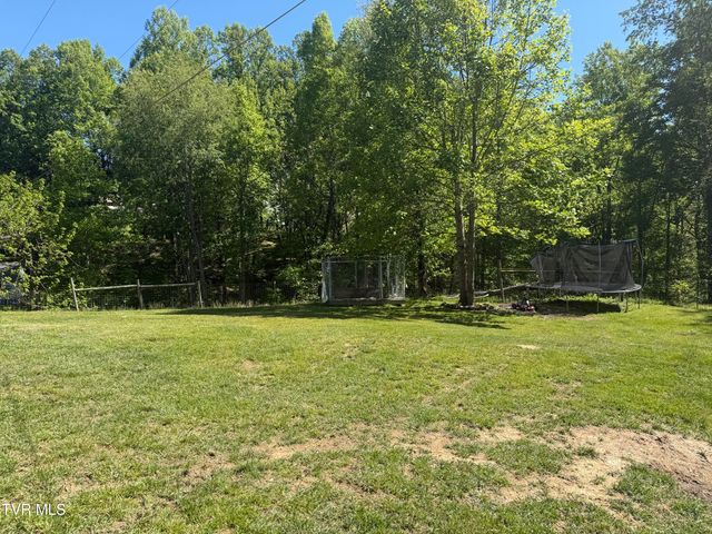 12432 Crab Orchard Road, Coeburn, VA 24230
