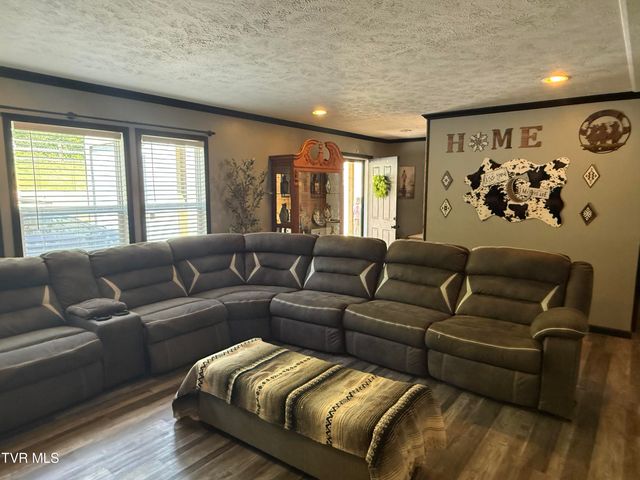 12432 Crab Orchard Road, Coeburn, VA 24230