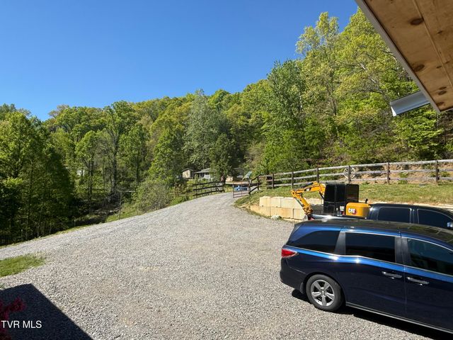 12432 Crab Orchard Road, Coeburn, VA 24230