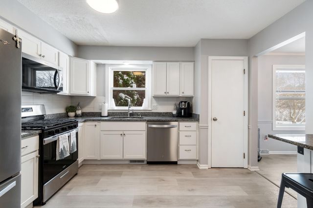 6247 Mountie Way, Jackson, MI 49201