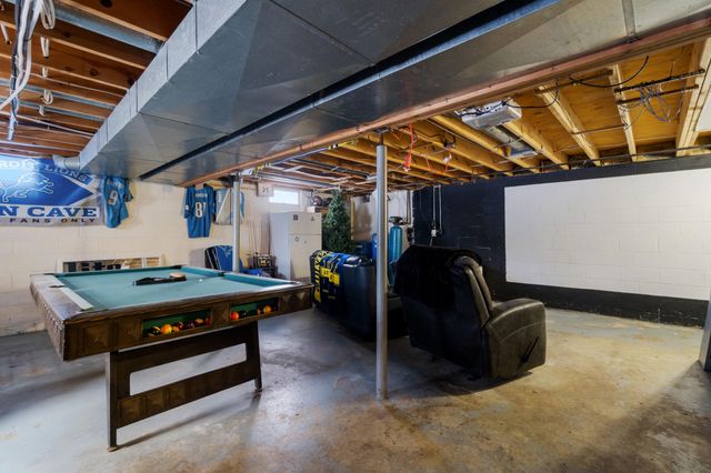 6247 Mountie Way, Jackson, MI 49201