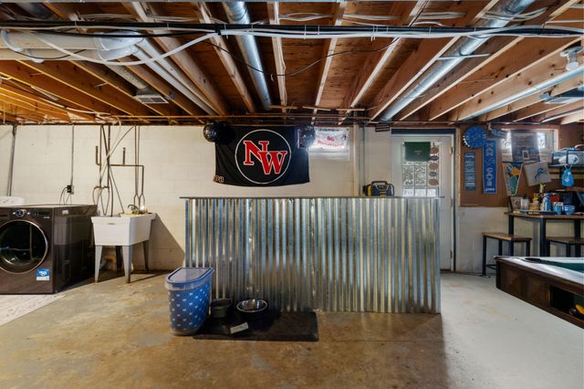 6247 Mountie Way, Jackson, MI 49201