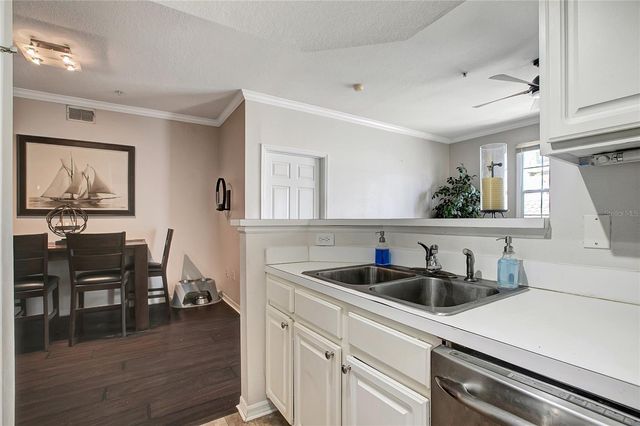 501 KNIGHTS RUN AVENUE 2202, Tampa, FL 33602