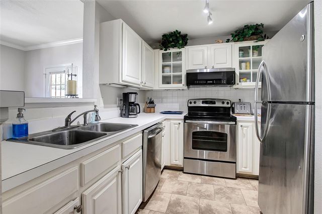 501 KNIGHTS RUN AVENUE 2202, Tampa, FL 33602