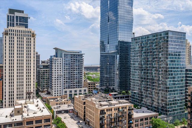 1255 S STATE Street 1913, Chicago, IL 60605