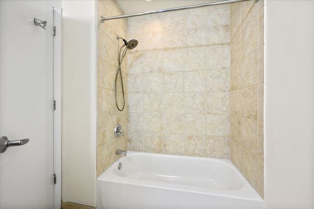 1255 S STATE Street 1913, Chicago, IL 60605