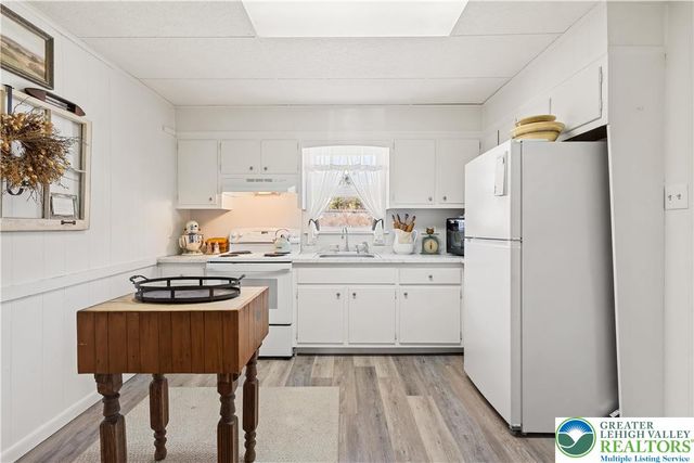 2367 East Lizard Creek Road, East Penn Twp, PA 18235