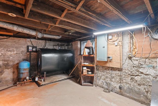 28 Westville Road, Plaistow, NH 03865