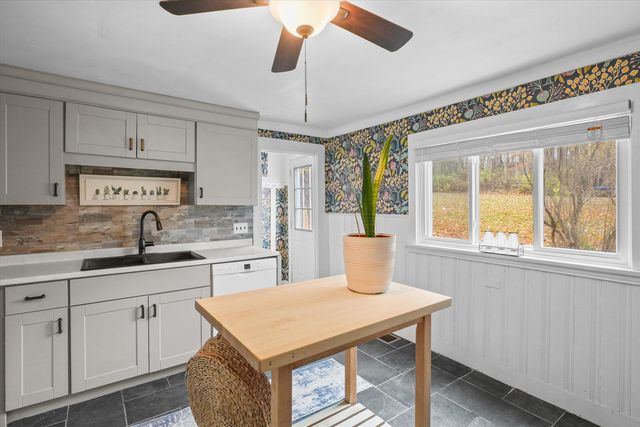 28 Westville Road, Plaistow, NH 03865