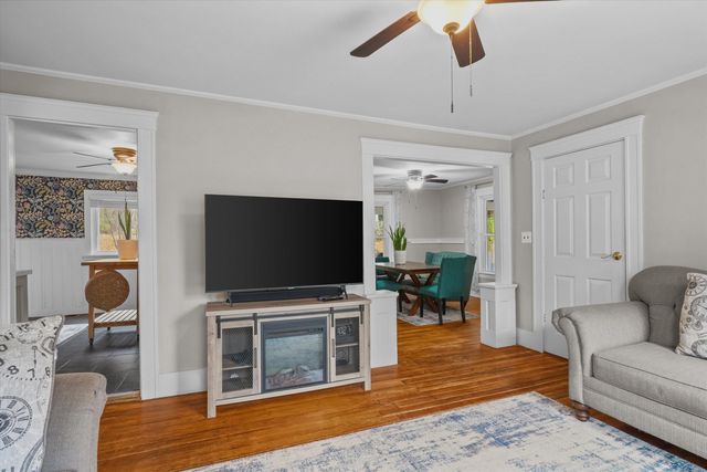 28 Westville Road, Plaistow, NH 03865