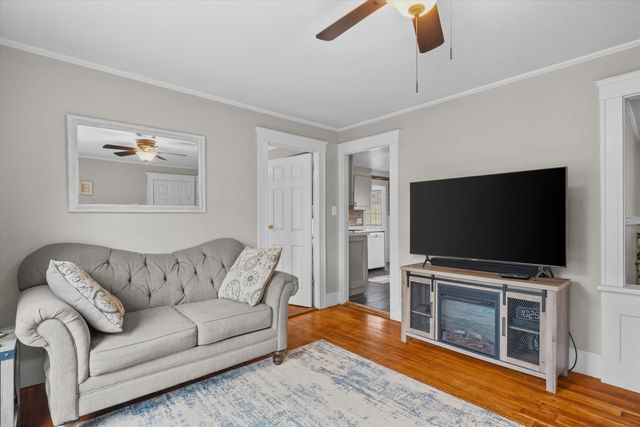 28 Westville Road, Plaistow, NH 03865