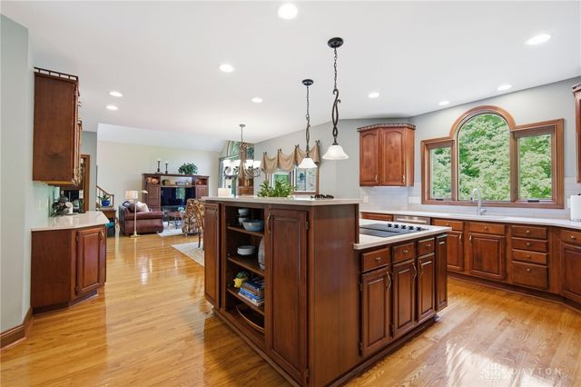 3232 Brinton Trail, Cincinnati, OH 45241
