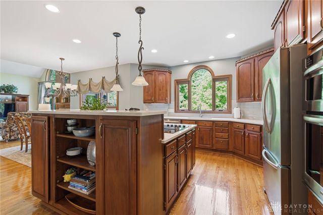 3232 Brinton Trail, Cincinnati, OH 45241