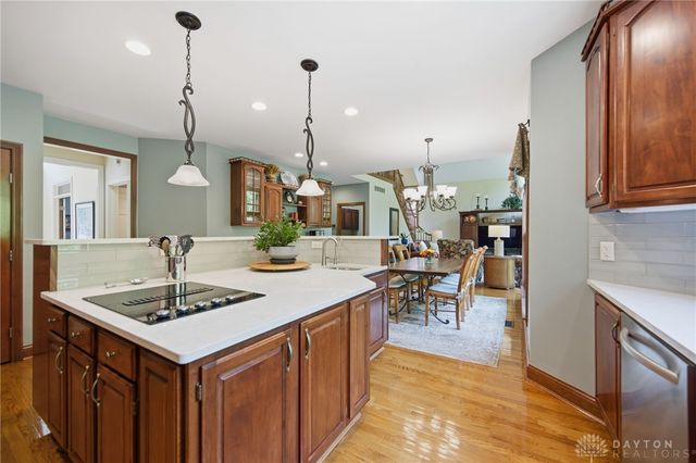 3232 Brinton Trail, Cincinnati, OH 45241