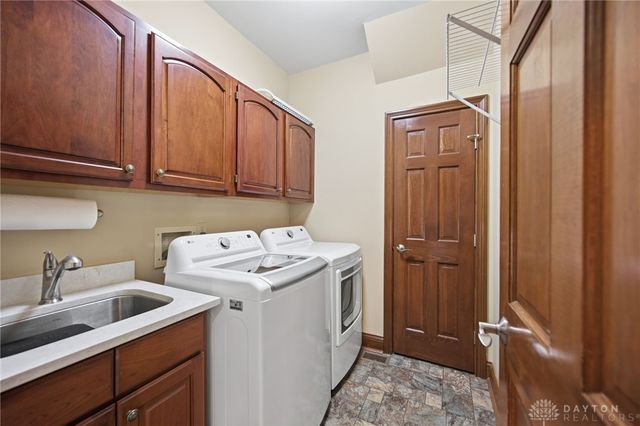 3232 Brinton Trail, Cincinnati, OH 45241