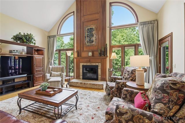 3232 Brinton Trail, Cincinnati, OH 45241