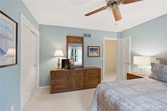 3232 Brinton Trail, Cincinnati, OH 45241