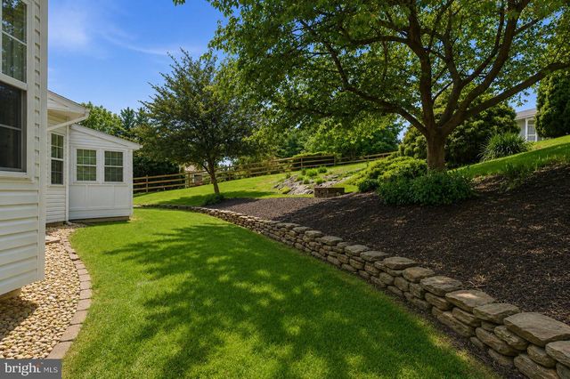 19312 CHIPPENDALE CIR, Hagerstown, MD 21742