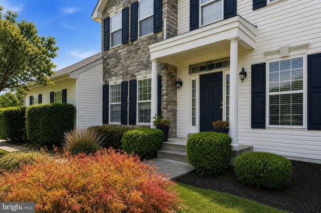 19312 CHIPPENDALE CIR, Hagerstown, MD 21742