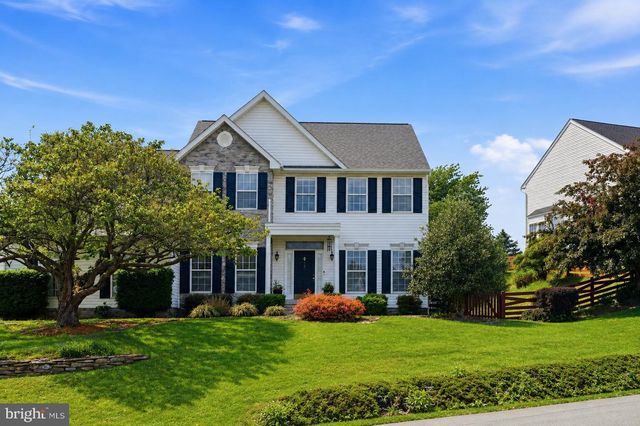 19312 CHIPPENDALE CIR, Hagerstown, MD 21742