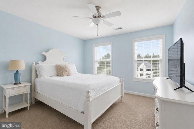 19312 CHIPPENDALE CIR, Hagerstown, MD 21742