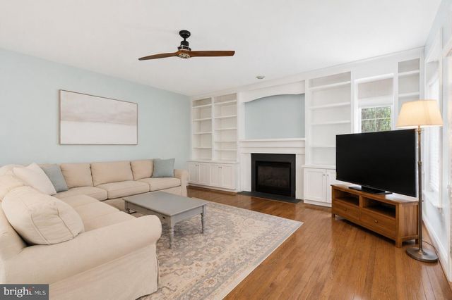 19312 CHIPPENDALE CIR, Hagerstown, MD 21742