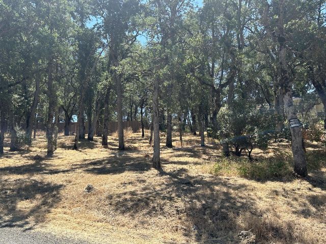 15583 33rd Avenue, Clearlake, CA 95422