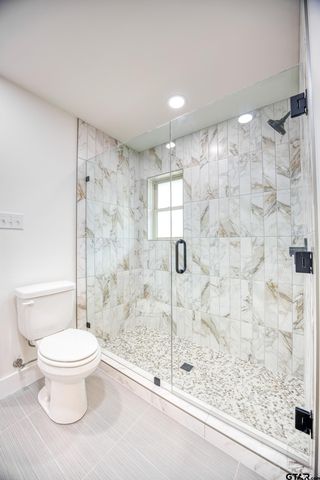 515 Range Road, Palestine, TX 75801