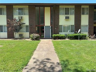 7571 Hazelcrest Drive F, Hazelwood, MO 63042