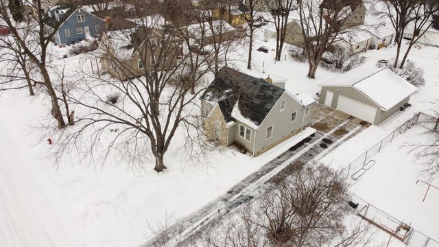 2795 90th Lane NE, Blaine, MN 55449