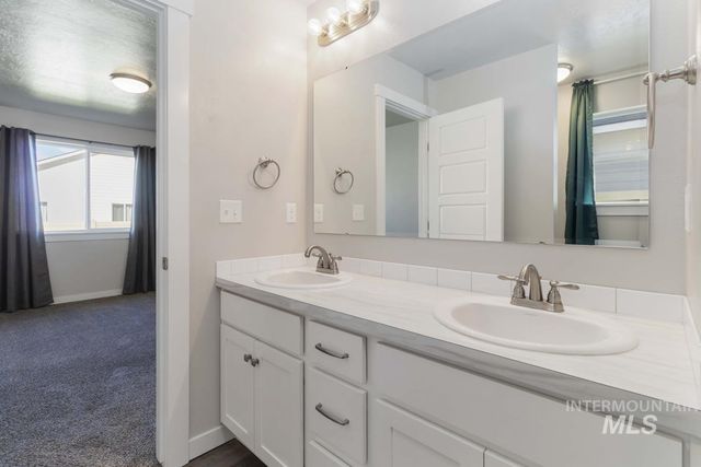 4205 S Leaning Tower Ave., Meridian, ID 83642