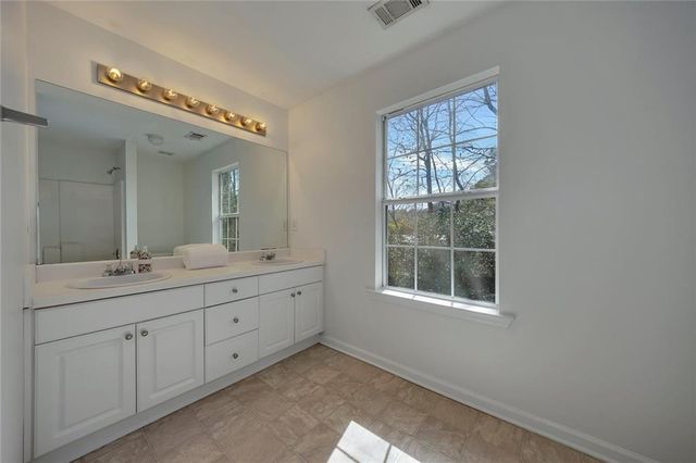 6182 Grove Crest Way, Austell, GA 30168