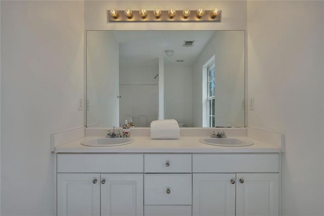 6182 Grove Crest Way, Austell, GA 30168