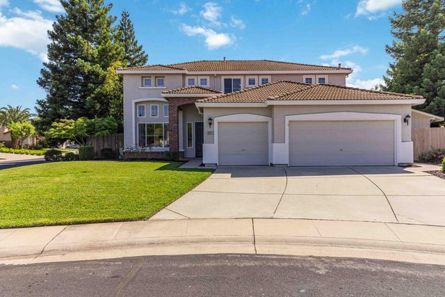 401 MOUNT DARWIN Ct, Roseville, CA 95747