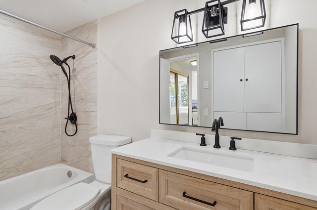 3800 Hillcrest Drive 310, Hollywood, FL 33021