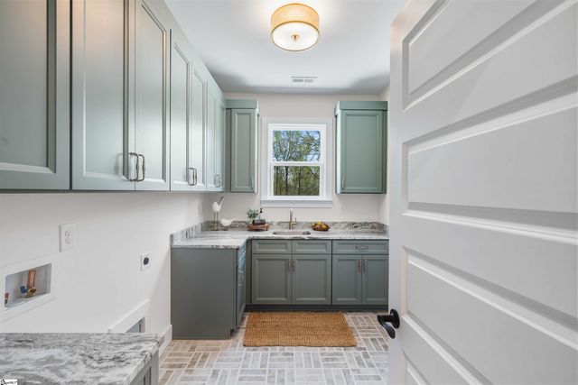 118 Mt. Vernon Circle, Greer, SC 29651