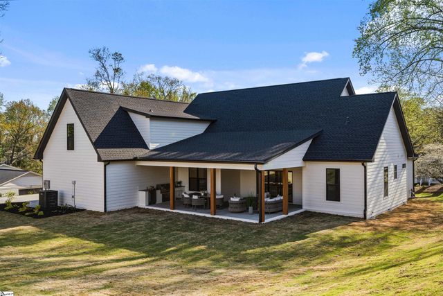 118 Mt. Vernon Circle, Greer, SC 29651