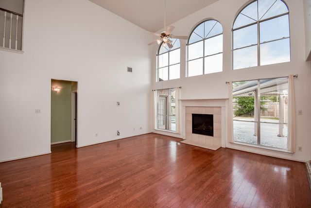 2719 Mossy Log Court, Houston, TX 77084
