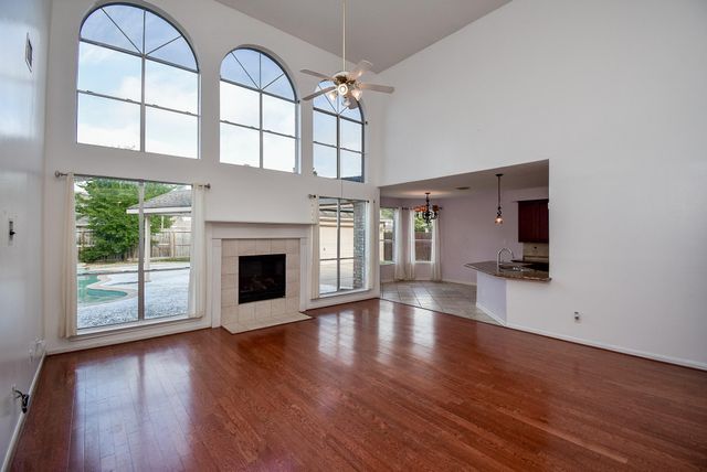 2719 Mossy Log Court, Houston, TX 77084