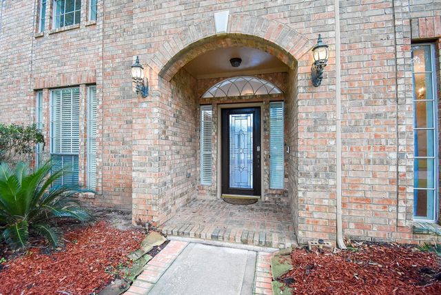2719 Mossy Log Court, Houston, TX 77084