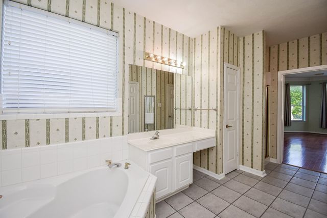 2719 Mossy Log Court, Houston, TX 77084